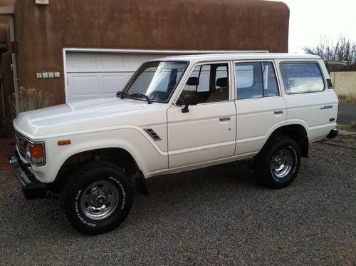 Toyota land cruiser fj60