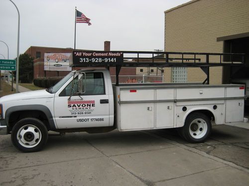 2000 chevy 3500hd utility (knapheide 11ft body) 4 x 2 white automatic gas 454