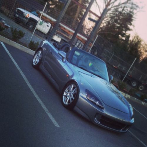 2004 honda s2000 base convertible 2-door 2.2l