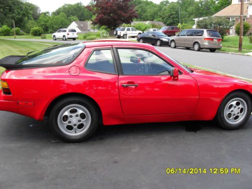 1986 porsche 944 base coupe 2-door 2.5l