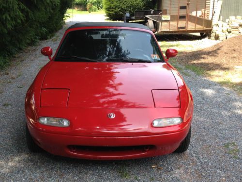 1993 mazda miata, base model, runs and looks good