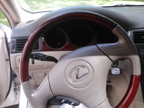 2004 lexus es330 base sedan 4-door 3.3l