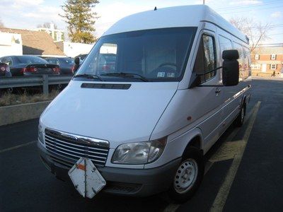 2002 dodge sprinter 2500 158wb high top  diesel 1-owner clean no reserve!!!