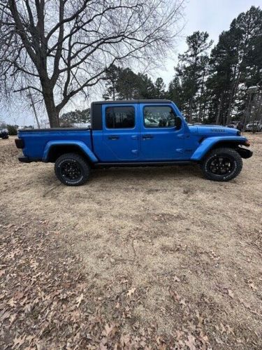 2024 jeep gladiator sport