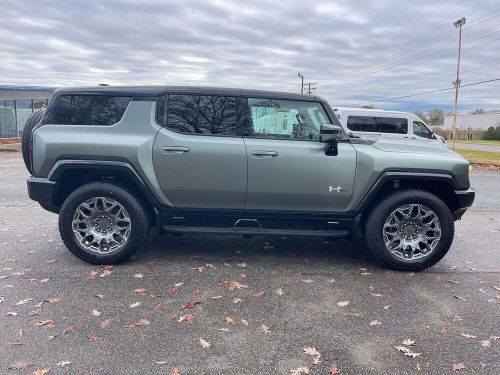 GMC Hummer EV SUV