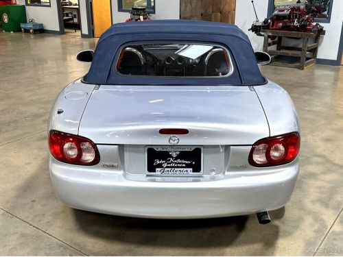 2004 mazda mx-5 miata