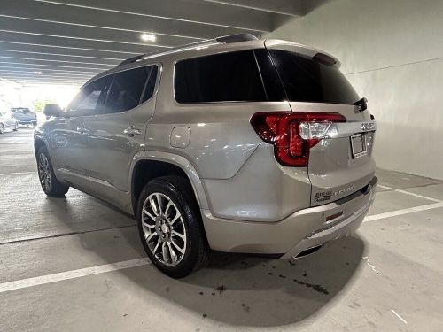 2022 gmc acadia denali