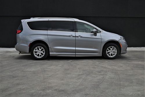 2021 chrysler pacifica touring l