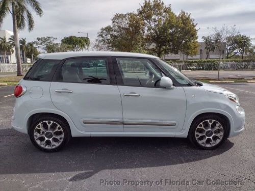 2014 fiat 500l trekking hatchback 6-speed manual