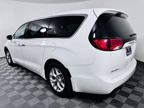 2019 chrysler pacifica touring plus