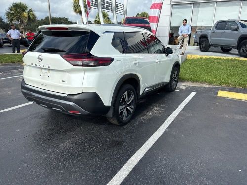 2023 nissan rogue sl