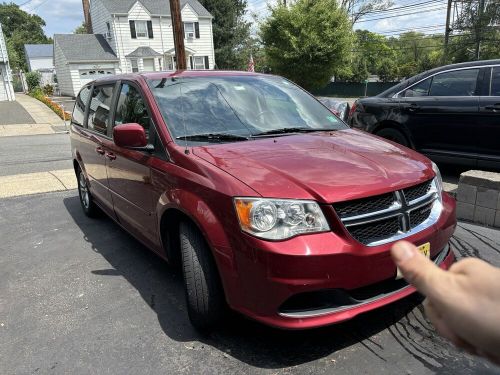 2016 dodge grand caravan se