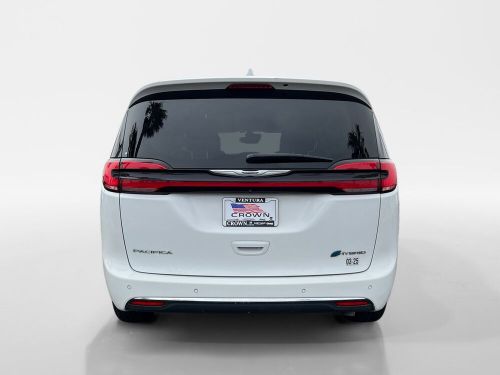 2022 chrysler pacifica hybrid touring l