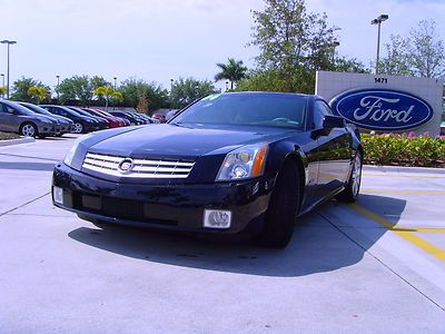 2004 cadillac xlr convertible