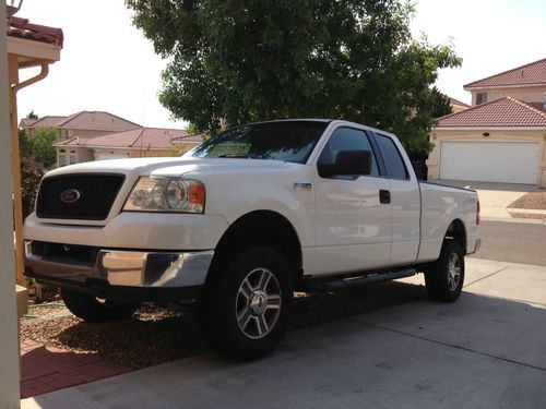 2005 ford f-150 super cab 4x4 pickup 4-door 4.6l