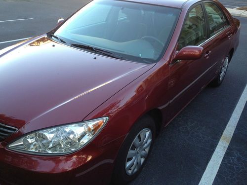 2005 toyota camry le sedan 4-door 2.4l, 75k