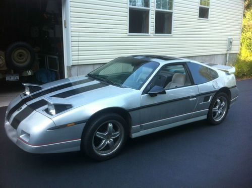 1986 pontiac fiero se - w/ gt body swap - parts/project car