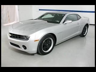 12 camaro coupe, 3.6l v6, auto, cloth, pwr equip, cruise, paddle shifters,clean!