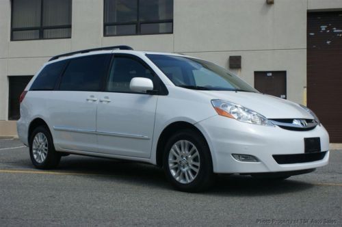 2008 toyota sienna limited awd low miles only 77 no reserve !! looks  new!