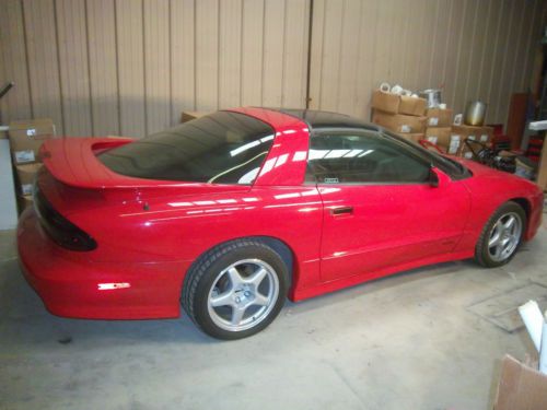 1994 pontiac firebird trans am gt coupe 2-door 5.7l