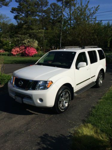 2012 nissan pathfinder le, white/tan leather, 31k, tow, 2wd, silver edition