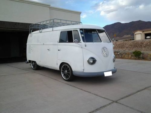 1957 split window panel bus