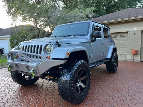 2013 jeep wrangler amazing unlimited jeep $$$ spent 1 fl owner mint