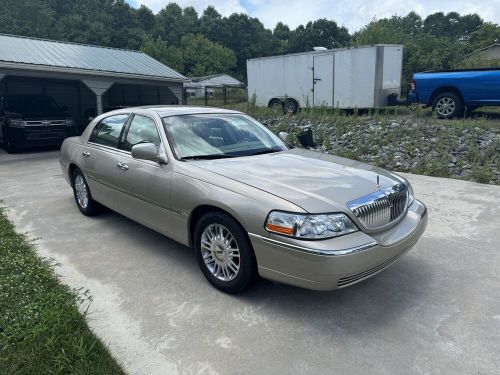 2006 lincoln town car signature