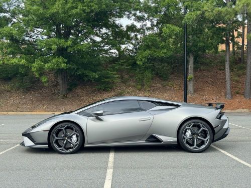 2023 lamborghini huracan tecnica