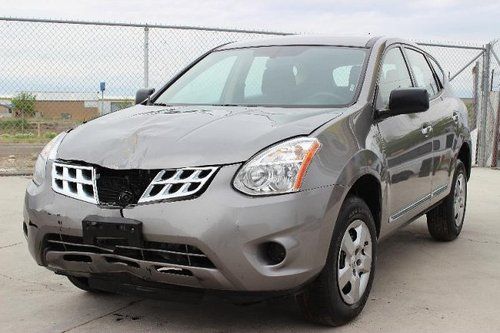 2013 nissan rogue salvage repairable rebuilder  only 1k miles runs!!!!