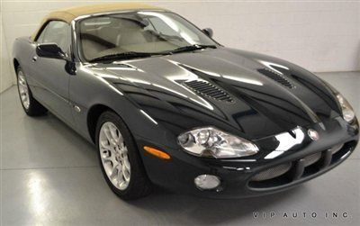 Xkr / 31816 miles / navigation / heated seats / 18" wheels / parktronic / xenon