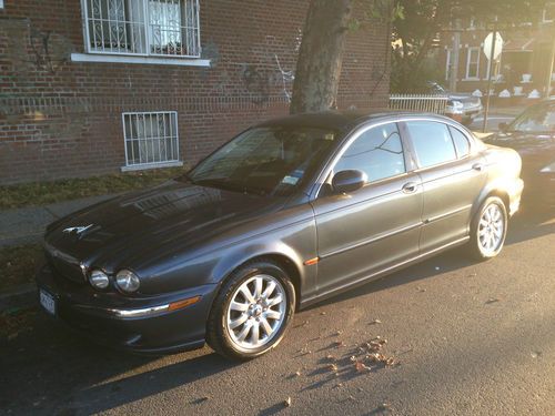 2002 jaguar x-type 2.5l awd automatic 4-door sedan