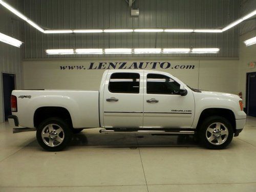 Crew-short-denali-nav-reverse camera-leather-4wd