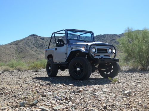 1970 toyota land cruiser fj40