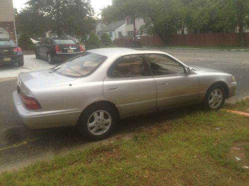 1996 lexus es300 base sedan 4-door 3.0l