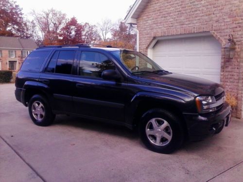 2005 chevy trailblazer, low mileage (67255) garage kept