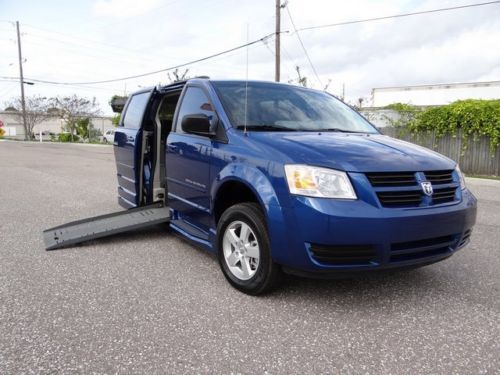 2010 dodge grand caravan*handicap*wheelchair van*braun 14&#034; drop*extra toll