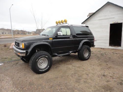 1989 gmc s15 jimmy 4.3, 9 inch lift 35 inch bfg tires, kc high lights, overdrive