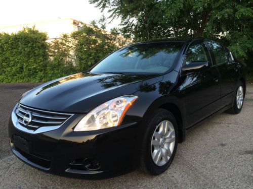 2012 nissan altima 2.5 s one owner clean carfax black beauty extra clean!!!!