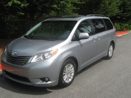 2011 toyota sienna xle mini passenger van 5-door 3.5l