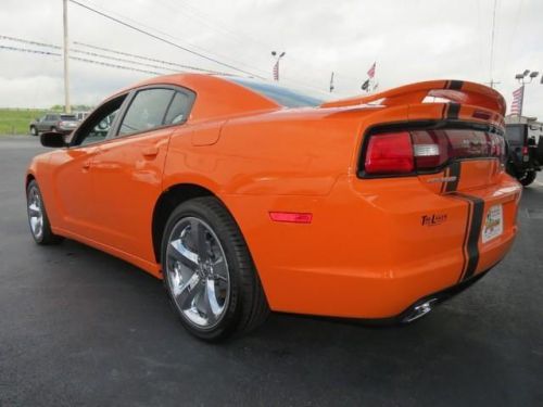 2014 dodge charger sxt