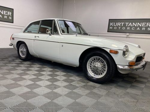 1974 mg mgb 1974 mgb gt. glacier white, autumn leaf trim. 4-speed overdrive