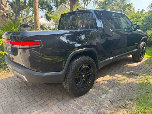 2023 rivian r1t adventure