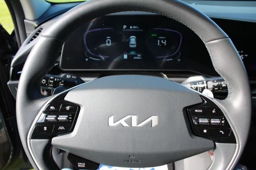 2023 kia niro ex touring