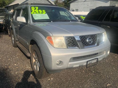 2007 nissan pathfinder se 4dr suv 4wd