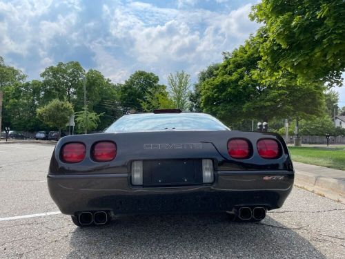 1991 chevrolet corvette zr1 2dr hatchback