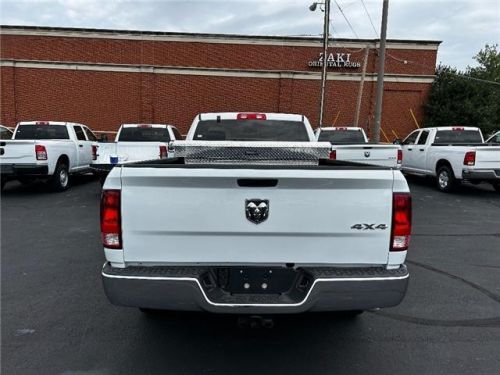 2023 ram ram 1500 classic ram 1500 classic tradesman regular cab 4x4 8&#039; box