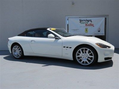 2011 granturismo 4.7l auto white - cabriolet