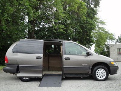 No reserve plymouth wheelchair ramp handicap van a/c low miles runs drives great