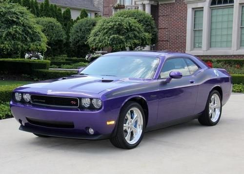 2010 dodge challenger r/t plum crazy hemi 4k miles hemi moon chromes wow